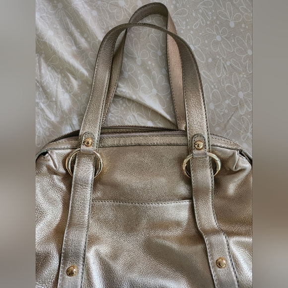 Free for any  purchase of 55$ +💗 Michael Kors Metallic Gold Fulton Bag - Picture 6 of 13